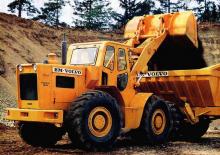 Колісні навантажувачі Volvo LM1254