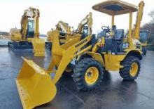 Колісні навантажувачі Komatsu WA 30