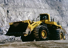 Колісні навантажувачі Komatsu WA1200-6