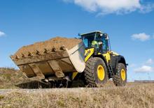 Колісні навантажувачі Komatsu WA320-7