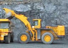 Колісні навантажувачі Komatsu WA700-1