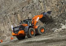 Колісні навантажувачі Hitachi ZW 370-5