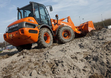 Колісні навантажувачі Hitachi ZW 95