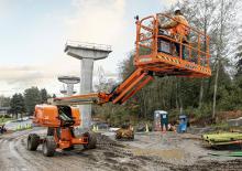 Колісні телескопічні підйомники JLG 670SJ