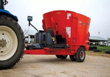 Кормові змішувачі Kuhn VSL 242