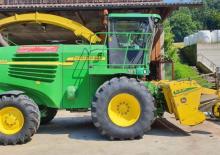 Кормозбиральні комбайни 2-силові John Deere 7200