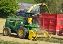 Кормозбиральні комбайни 2-силові John Deere 7700
