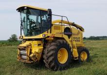 Кормозбиральні комбайни 4-силові New Holland FX 58