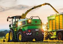 Кормозбиральні комбайни 2-силові John Deere 8700