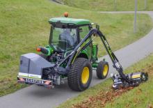 косарки з похилими поверхнями Greentec Scorpion 330-4 Plus