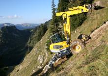 крокуючі екскаватори Menzi M535