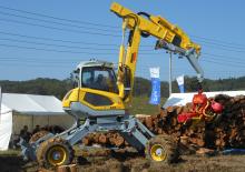 крокуючі екскаватори Menzi M540