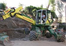 крокуючі екскаватори Menzi M545