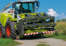 приставка для збирання кукурудзи Claas Orbis 900