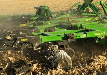 Культиватори John Deere 2660VT