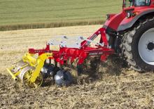 Культиватори Pöttinger Synkro 3020