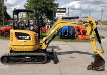 Міні-екскаватори Caterpillar 302.7D CR