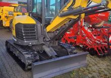 Міні-екскаватори New Holland E55D