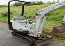 Міні-екскаватори Takeuchi TB 007