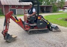 Міні-екскаватори Ditch Witch XT855