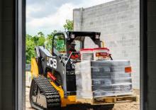 Міні-навантажувачі JCB 210T