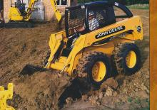Міні-навантажувачі John Deere Construction 240