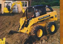 Міні-навантажувачі John Deere Construction 270
