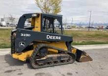 Міні-навантажувачі John Deere Construction 323D
