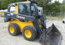 Міні-навантажувачі John Deere Construction 326D