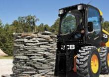 Міні-навантажувачі JCB 330