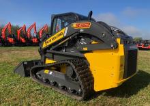 Міні-навантажувачі New Holland C332 