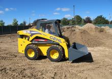 Міні-навантажувачі Gehl SL V 270 DXT Dual