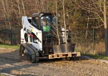 Міні-навантажувачі Bobcat T590
