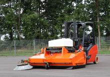 Монтажні підмітальні машини Bema 40 Industry 1550