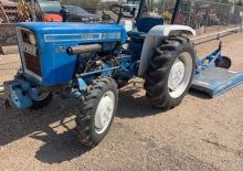Муніципальні трактори Ford-NH 1700