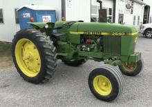 Муніципальні трактори John Deere 2640