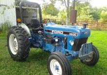 Муніципальні трактори Ford-NH 3930