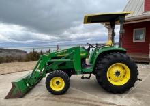 Муніципальні трактори John Deere 4700
