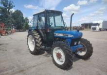 Муніципальні трактори Ford-NH 4830