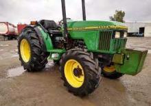 Муніципальні трактори John Deere 5400N