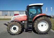 Муніципальні трактори Steyr 6135 Profi