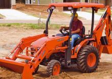 Муніципальні трактори Kubota B26B