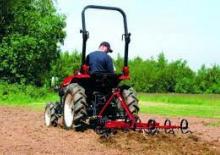 Муніципальні трактори Yanmar EF 233M