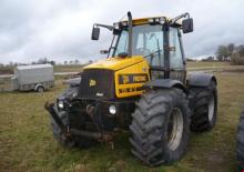 Муніципальні трактори JCB Fastrac 2135 - 4WS