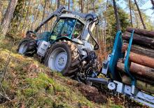 Муніципальні трактори Pfanzelt Forsttrac 2380 4f