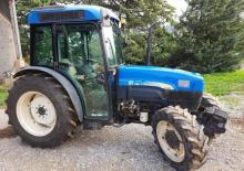 Муніципальні трактори New Holland TN 85 FA