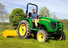 Муніципальні трактори John Deere 4320