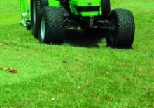 Муніципальні трактори DEUTZ-FAHR Agrokid 30