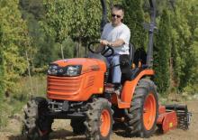 Муніципальні трактори Kubota B 2420