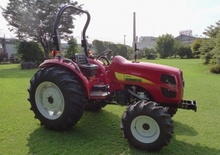 Муніципальні трактори Shibaura ST 460 EHSS